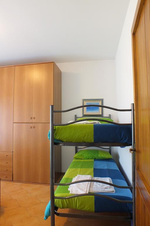 Apartamento Acero Rosso Bellagio Habitación foto